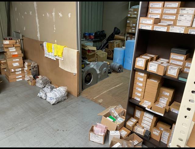 383M² MINI FACTORY TO LET IN MAXMEAD